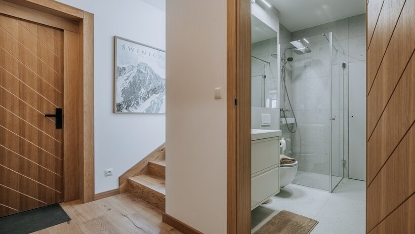 Lomnica_korytarz_03